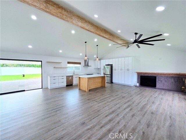 Foto del edificio - 3041 Yellowtail Dr
