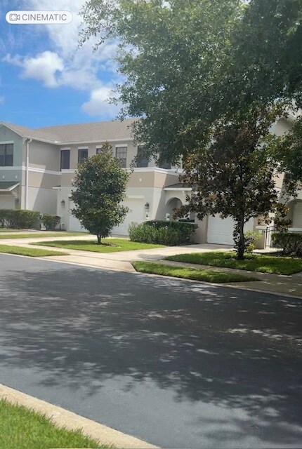Foto del edificio - 3230 Windsor Lake Cir