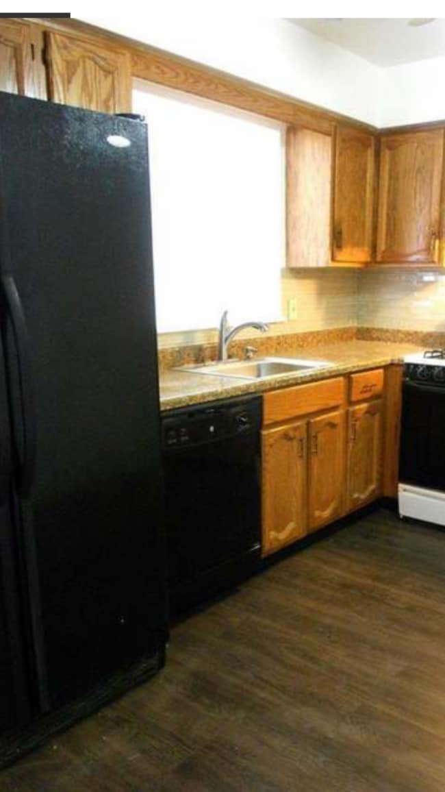 Building Photo - 36 Jamestown Blvd