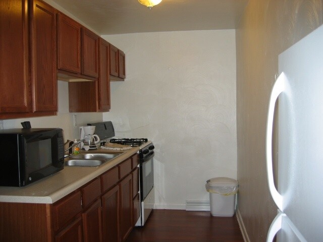 Building Photo - 1109 N Lawrence St