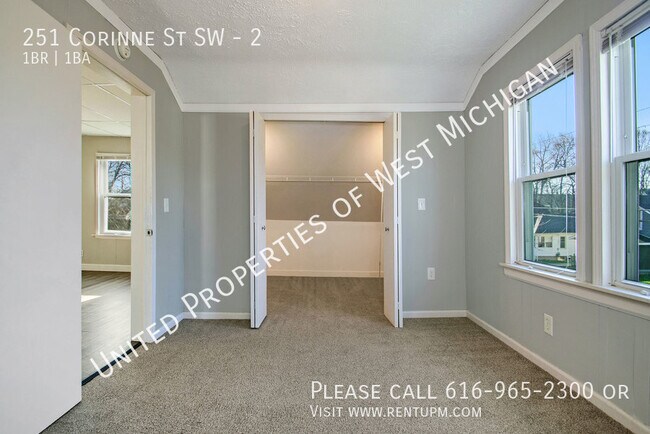Foto del edificio - 251 Corinne St SW