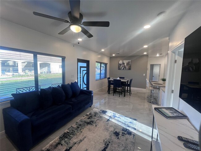 Foto del edificio - 2048 NW 99th Terrace