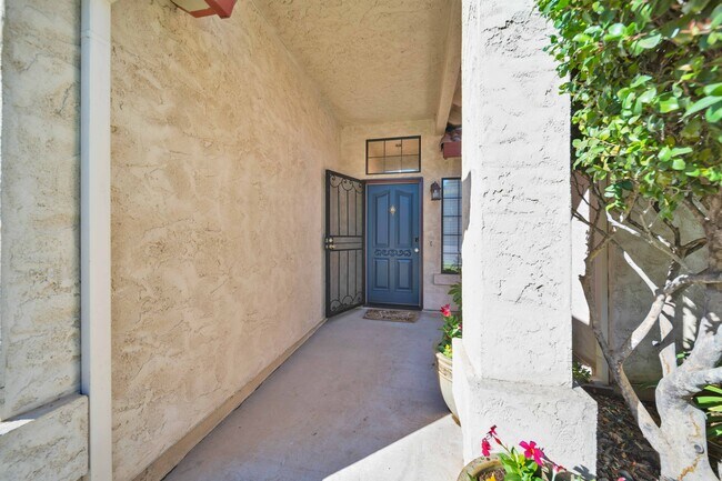 Building Photo - 3622 Canterbury Dr