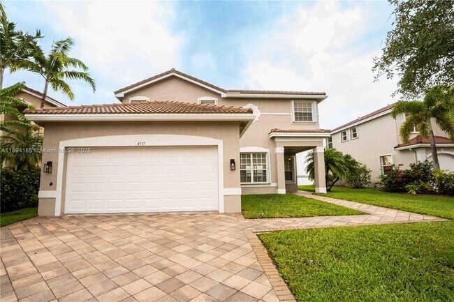 Foto del edificio - 4537 SW 183rd Ave