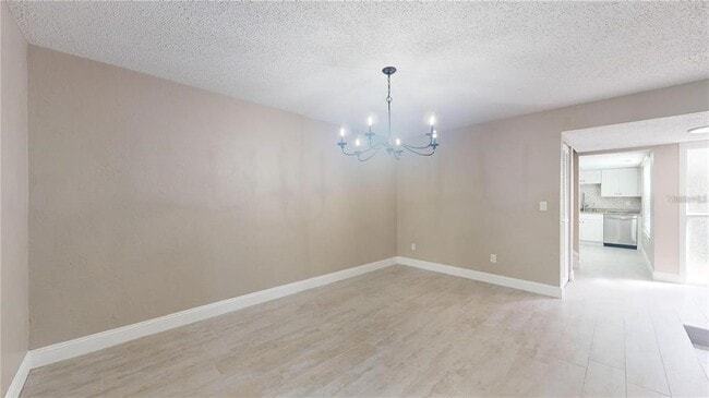 Building Photo - 202 Pine Cone Trail