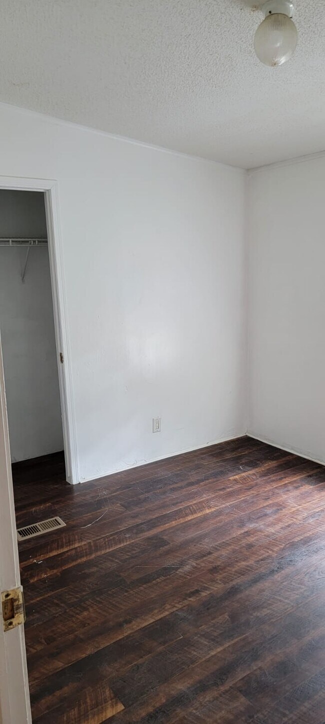 2nd Bedroom - 8936 Turner Dr