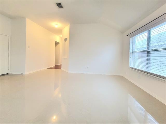 Foto del edificio - 1056 Wood Brook Dr