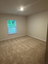 Building Photo - 405 Oakmont Valley Trl