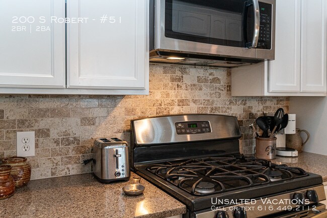 Building Photo - Beautiful Ludington Condo with Marina Views