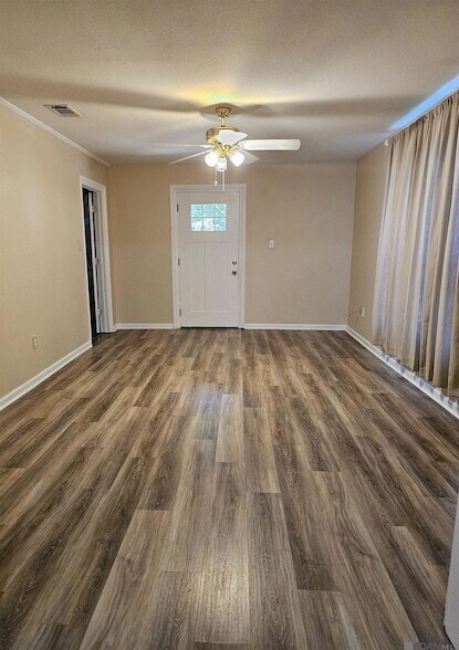 Foto del edificio - 1046 Sunshine Dr