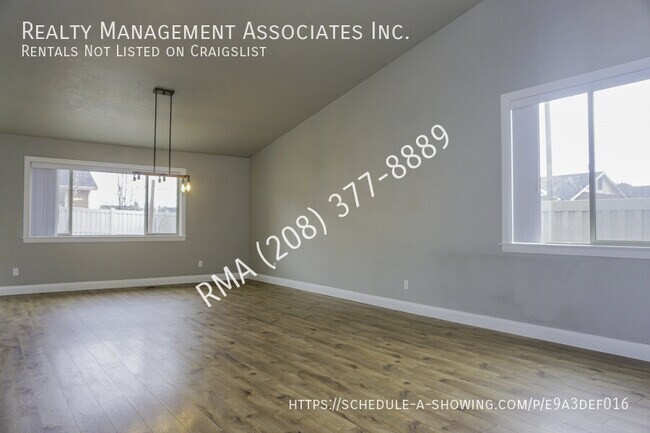 Foto del edificio - 4614 N Willowside Ave