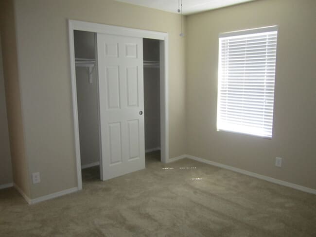 Building Photo - 4910 Dolores Hidalgo Dr SE