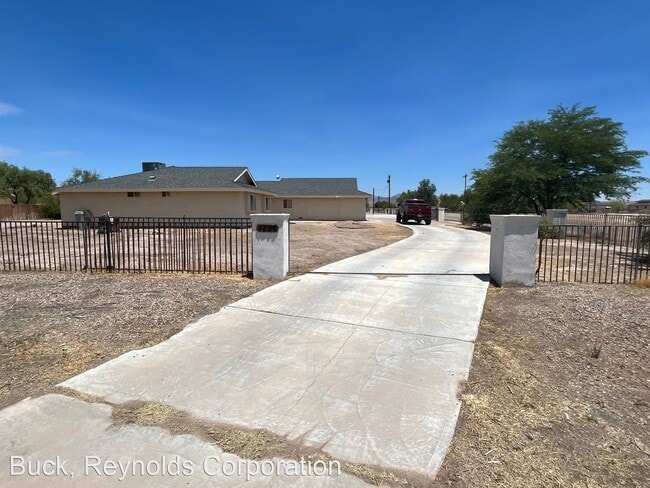 Foto del edificio - 3 br, 3 bath House - 7298 S Kaiser Dr