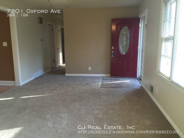 Building Photo - 7201 Oxford Ave