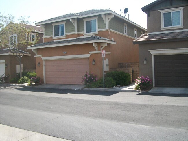 Foto del edificio - 38227 Lone Tree Ct