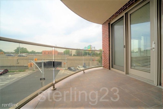 Foto del edificio - 27-04 Hoyt Ave S