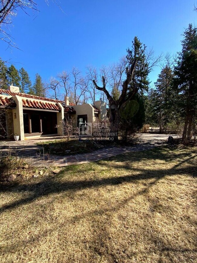 Foto del edificio - 14 Lake Ave