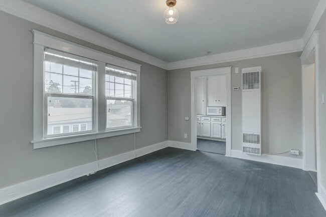 Photo - Fabulous Renovated Studio w/ Restored Vintage Details Apartment