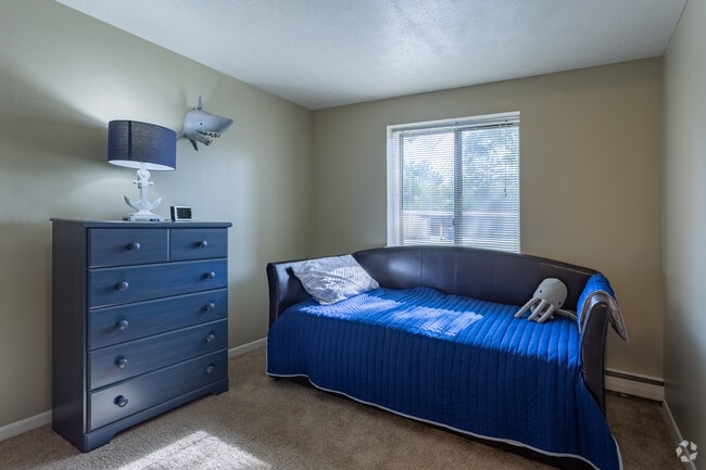 2 Bedroom 1 Bath - Columbus Park Apartments