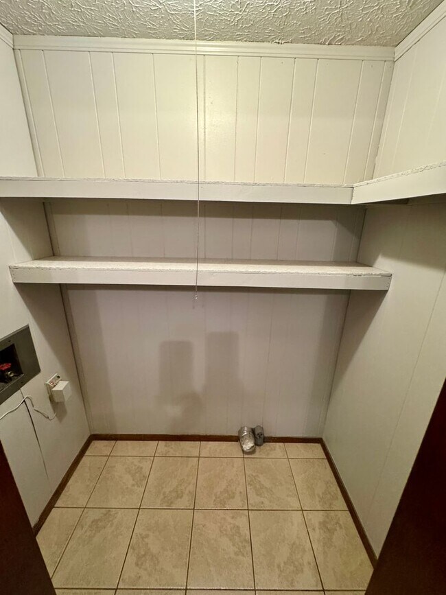 Foto del edificio - Move-in Ready!