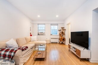 Building Photo - 380 Claremont Ave