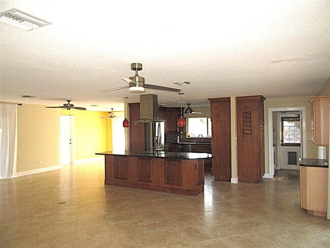 Foto del edificio - 4429 Crews Ct