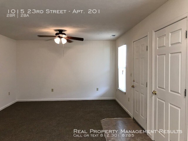 Foto del edificio - 1015 23rd St