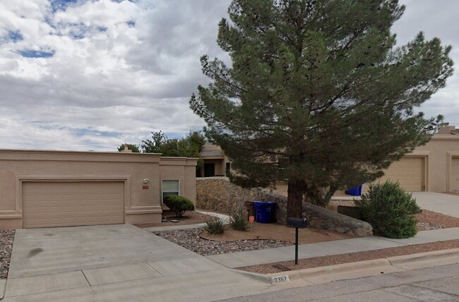 Building Photo - 2367 Saturn Circle