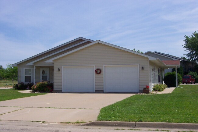 Foto del edificio - 703 Mary Kay Ave