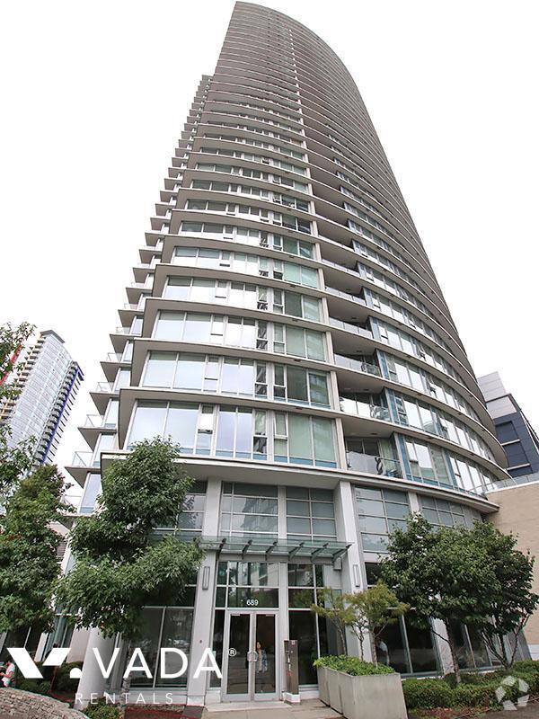 Building Photo - 689 Abbott St