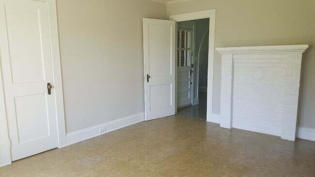 Foto del edificio - 2745 Sherrills Ford Rd