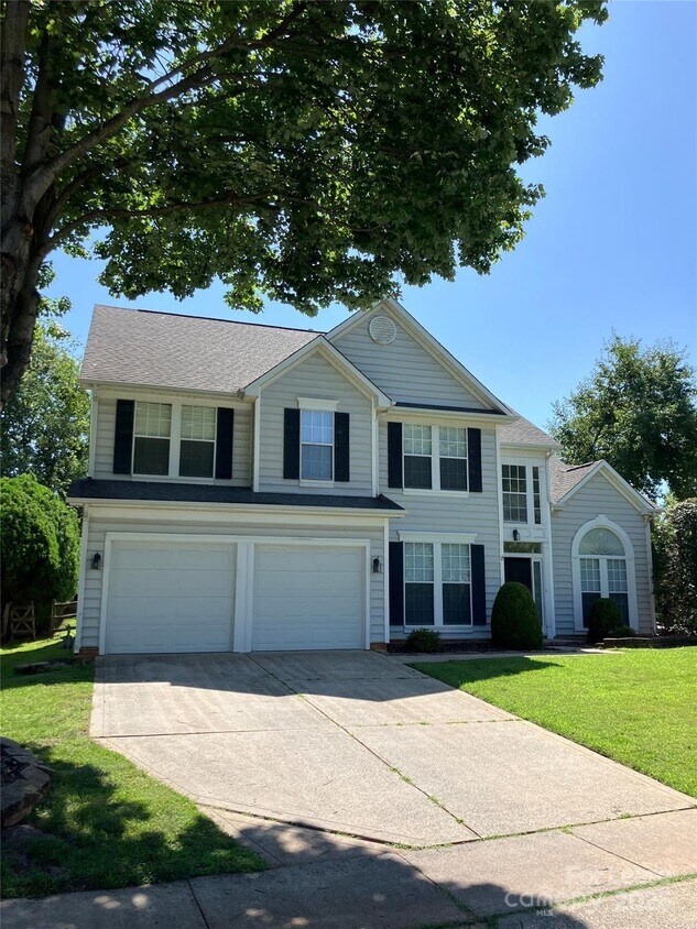 Foto principal - 7525 Montrachet Ln