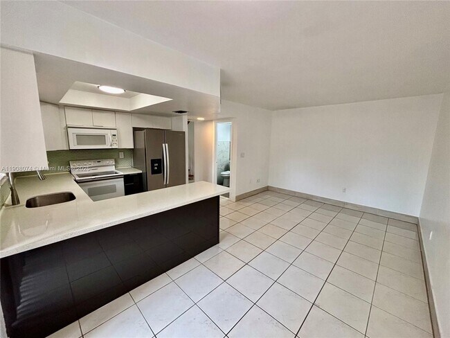 Building Photo - 10099 NW 43rd Terrace 0, Doral, FL 33178
