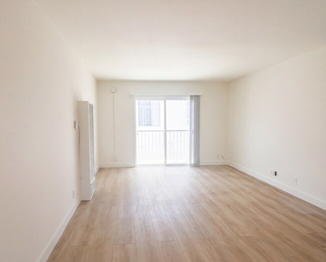 Foto del edificio - 474 Sherman Ave