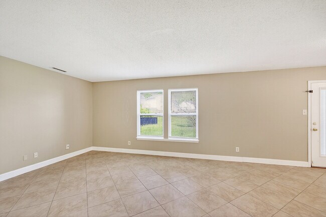 Foto del edificio - 2030 Orchid Bloom Ln