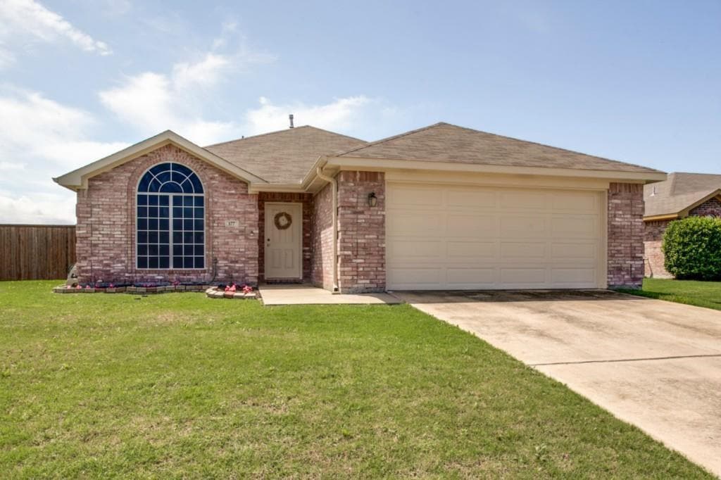 Primary Photo - 177 Cottonwood Ln