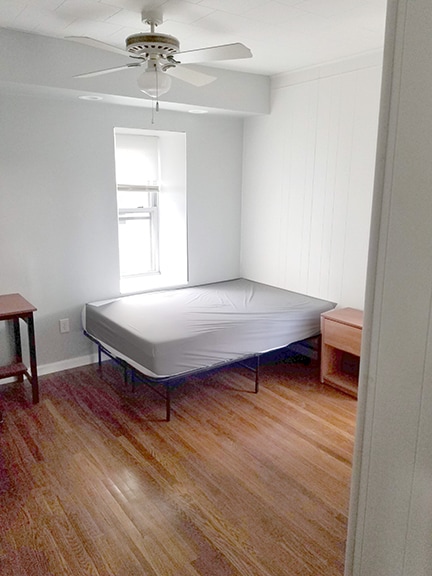 bedroom - 107 Murray St