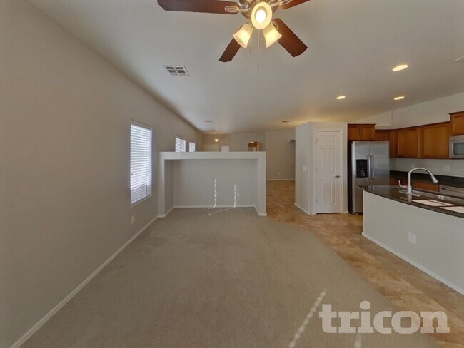 Foto del edificio - 36907 W Mondragone Ln