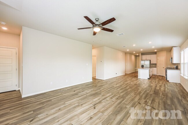 Foto del edificio - 5716 Jayden Pass