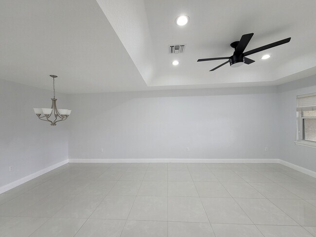 Foto del edificio - 1772 N Dovetail Dr