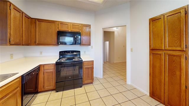 Building Photo - 1842 Silverwood Ln