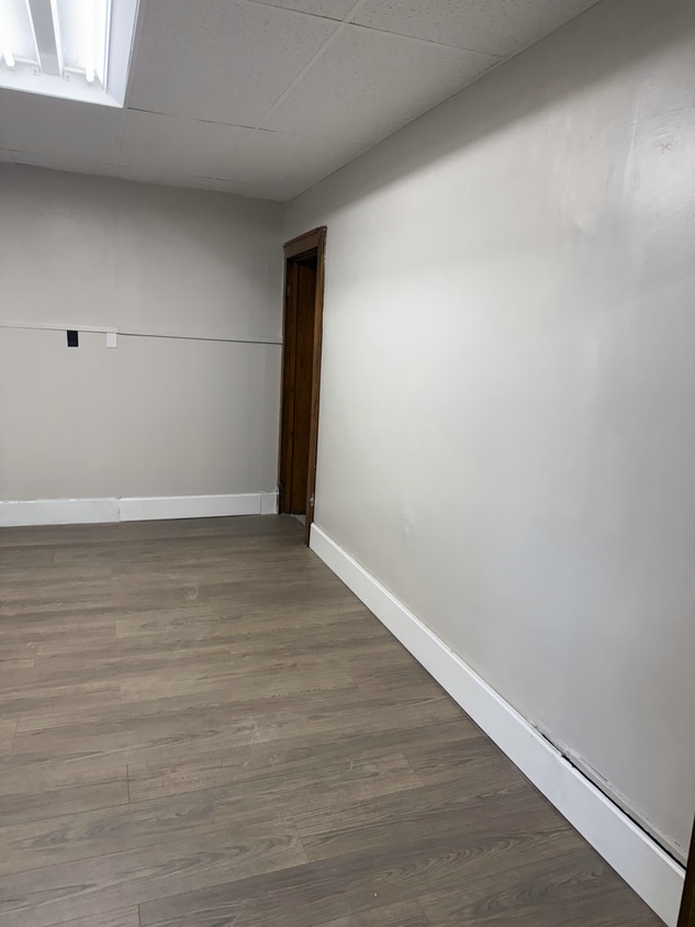 Building Photo - 1110 Graham Ave