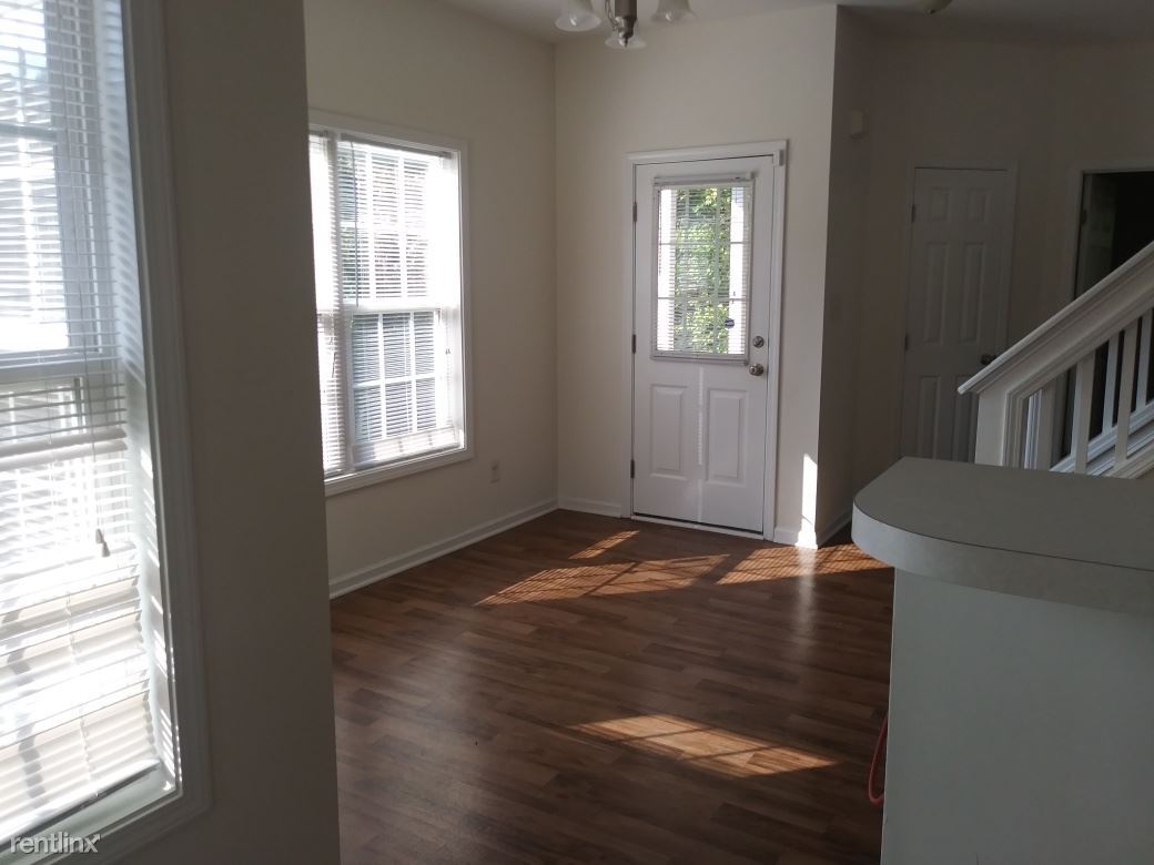Building Photo - 3 br, 3 bath House - 5809 Forest Point Rd