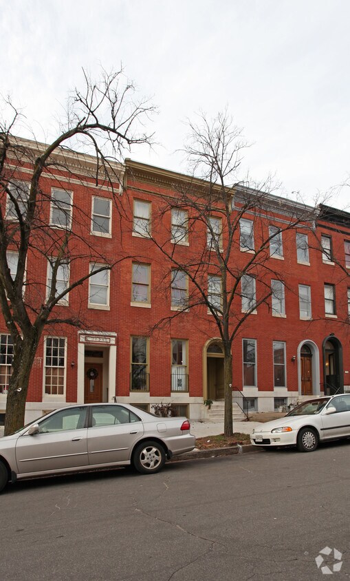 Building Photo - 1728 Bolton St