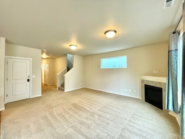 Foto del edificio - Modern 2017 Built Home in Silver Lake