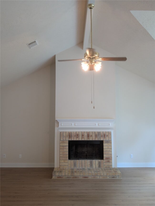 Building Photo - 14615 Wressell Dr