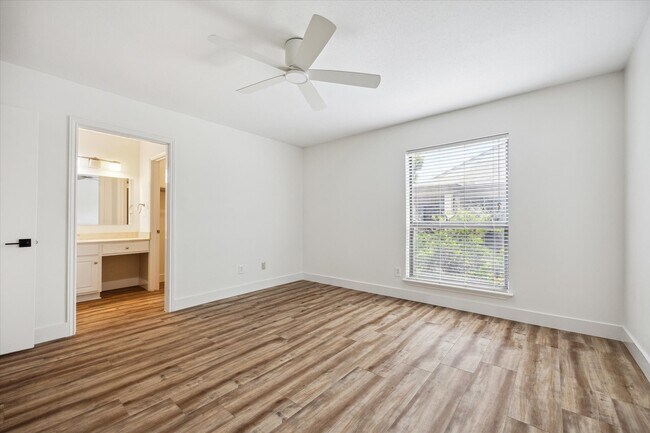 Building Photo - 1201 McDuffie St