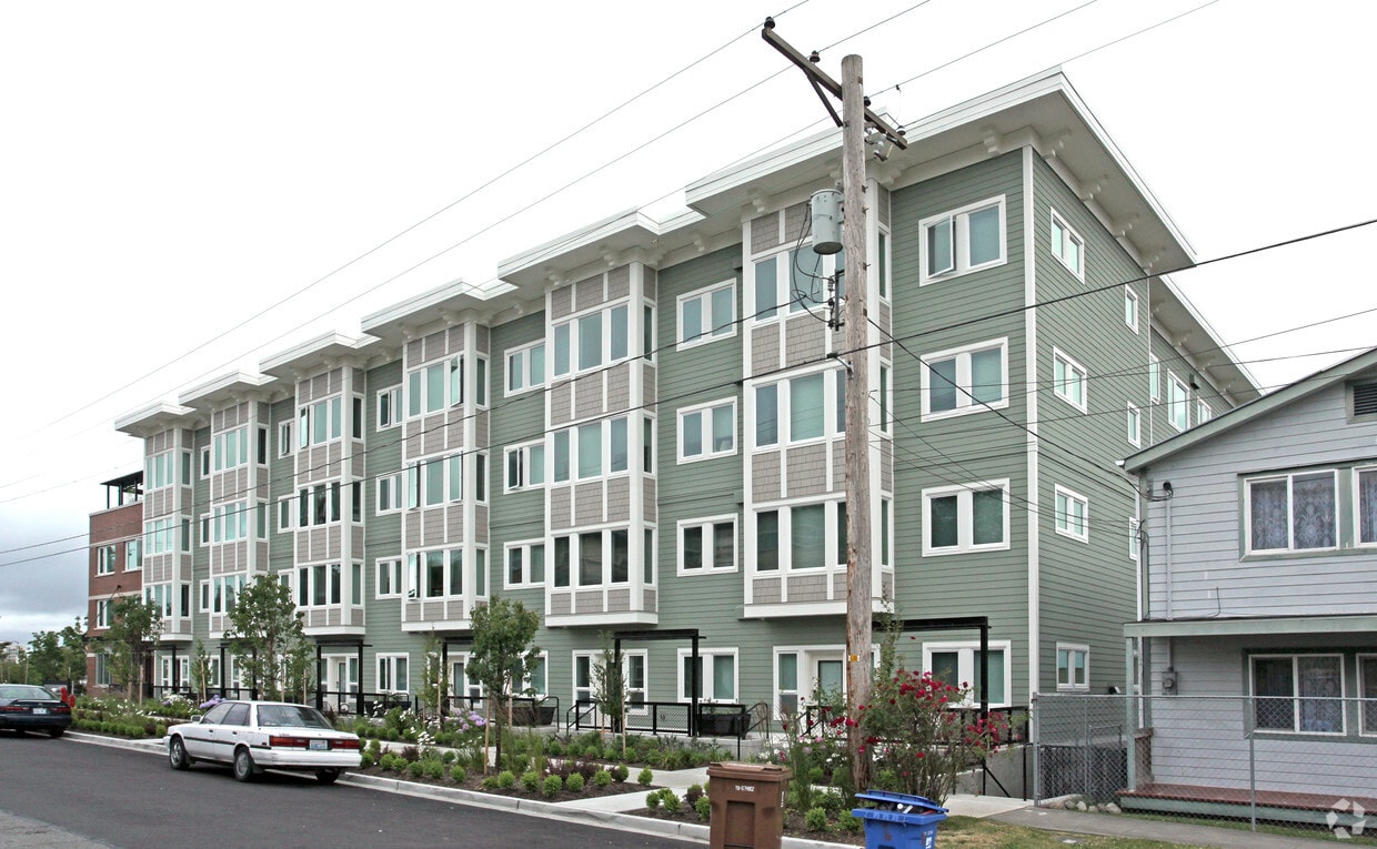 Foto del edificio - New Tacoma Apartments