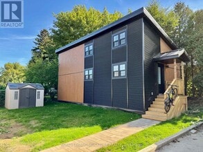 Building Photo - 309 Cranbrook Dr