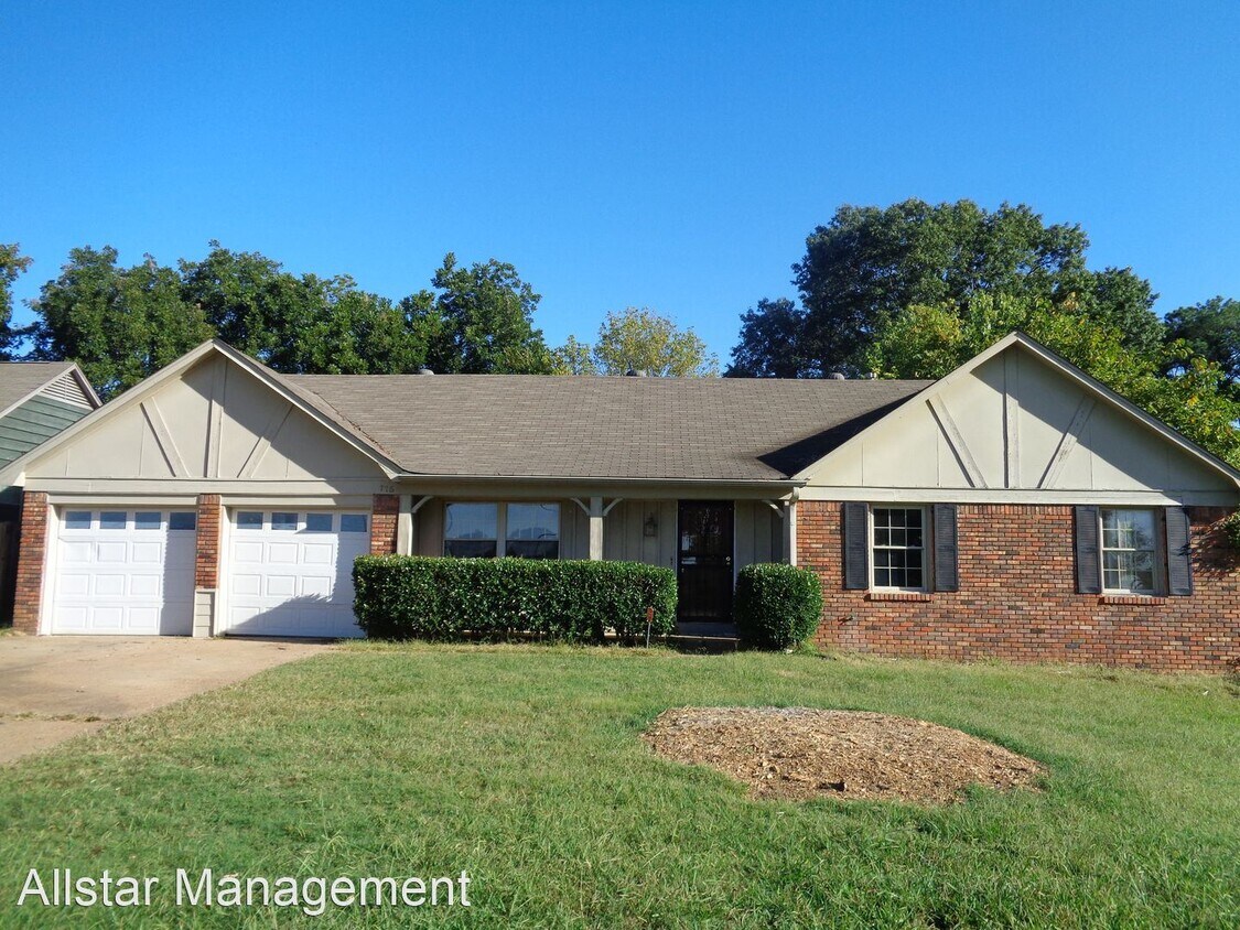 Foto principal - 3 br, 2 bath House - 776 Rasco